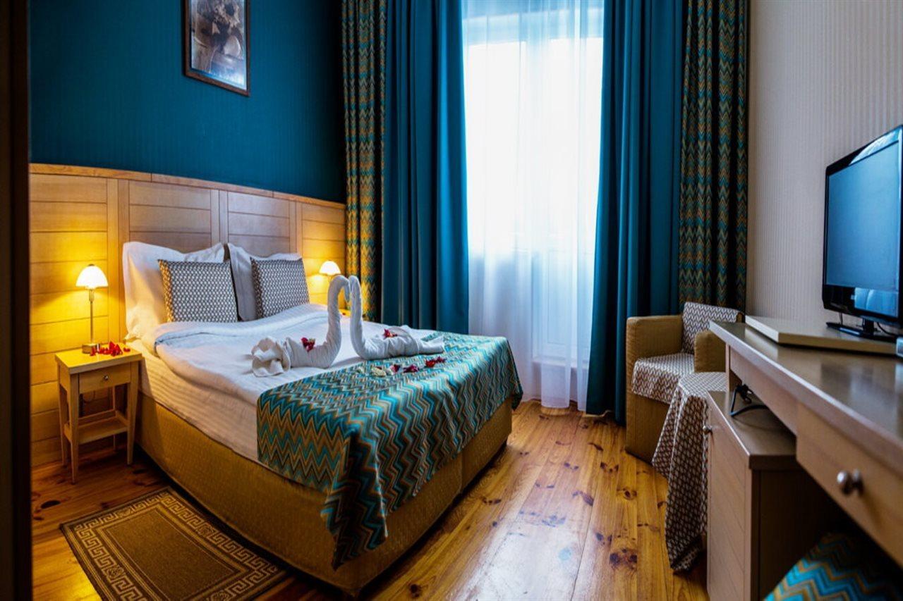 Seasons Spa Boutique Hotel Kozyn Exterior foto