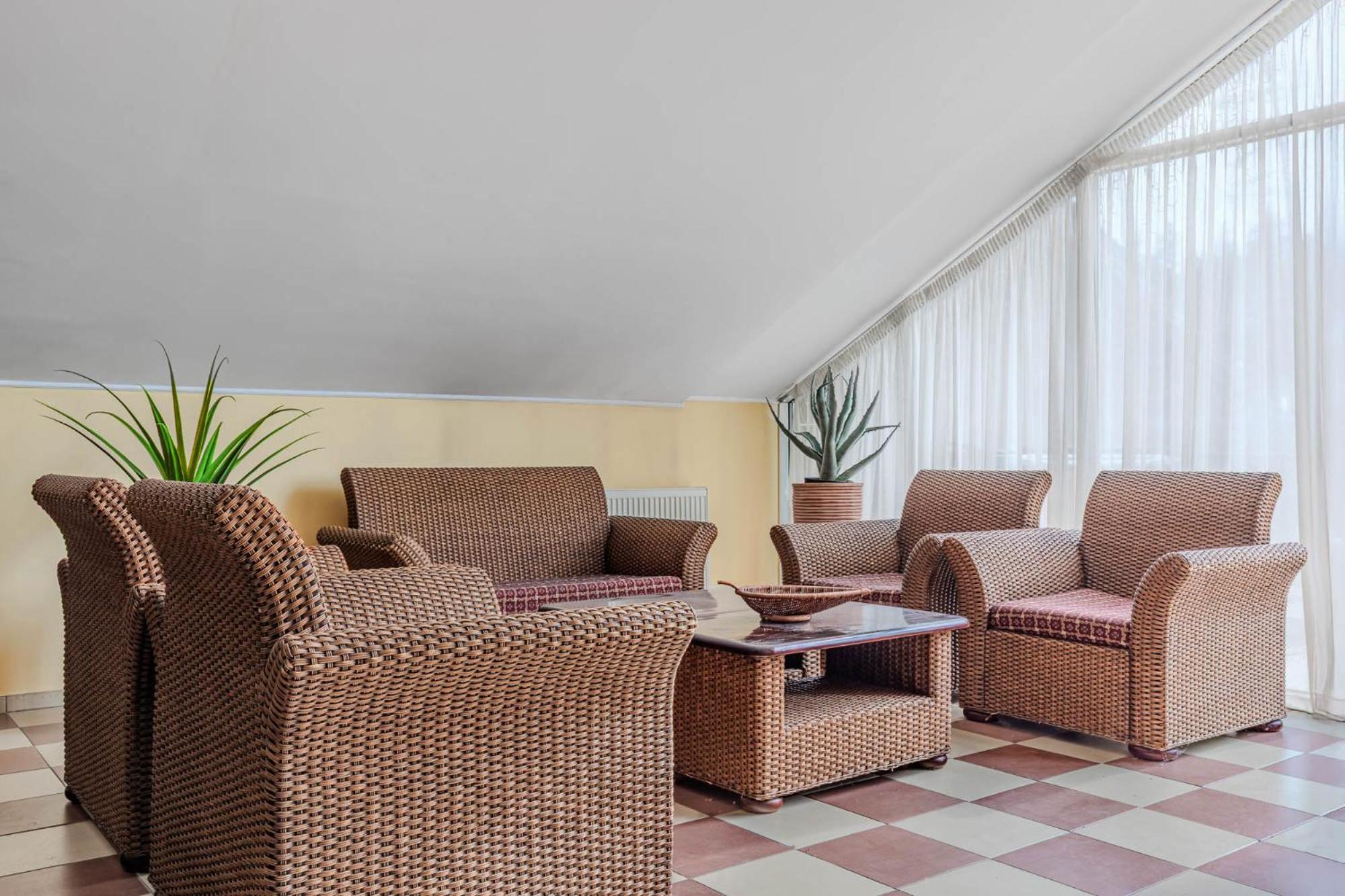 Seasons Spa Boutique Hotel Kozyn Exterior foto