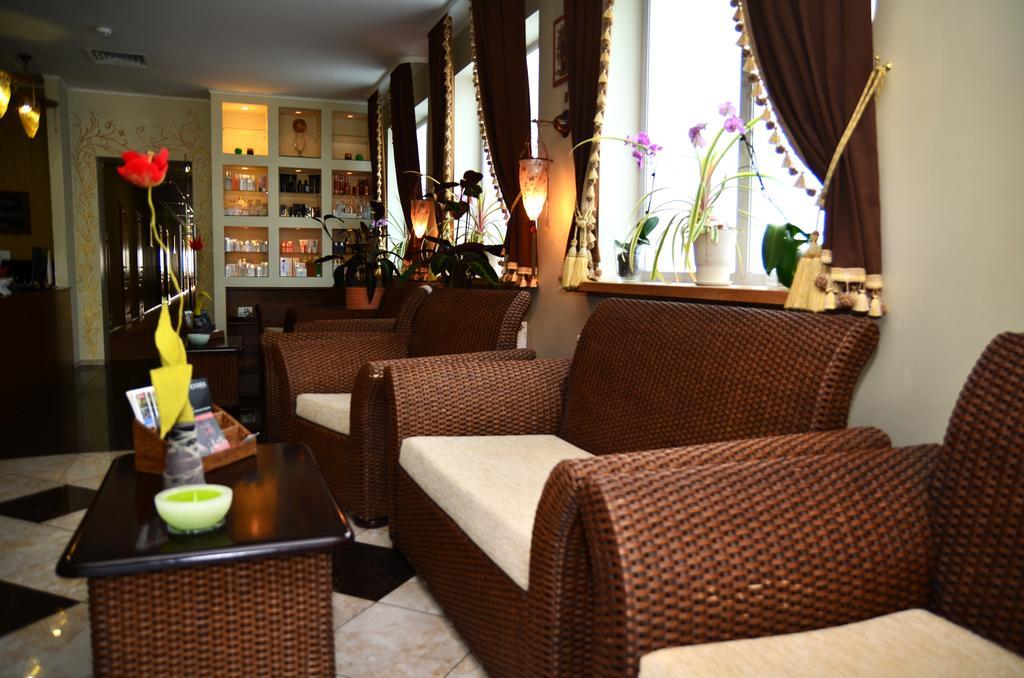 Seasons Spa Boutique Hotel Kozyn Exterior foto