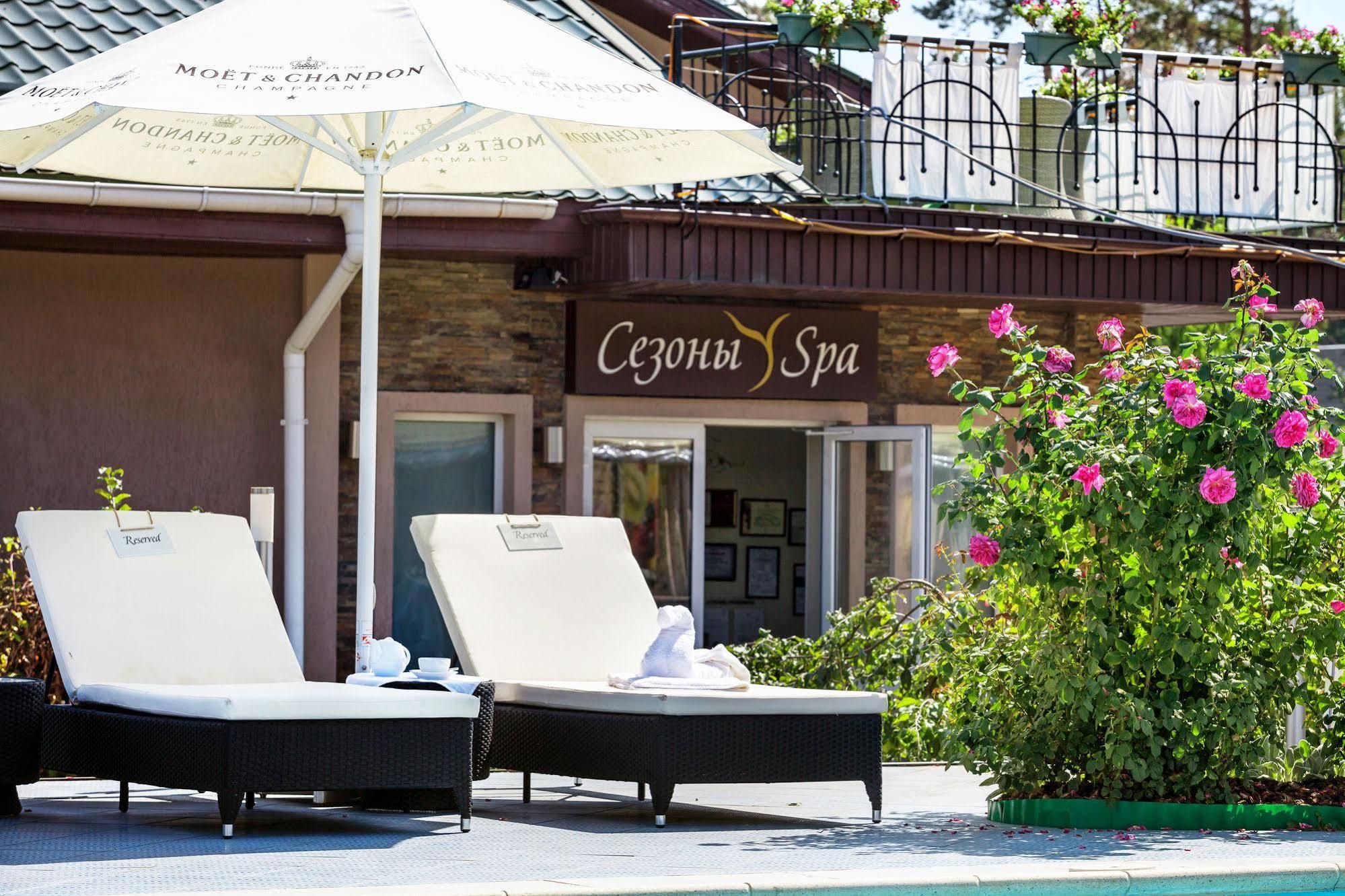 Seasons Spa Boutique Hotel Kozyn Exterior foto